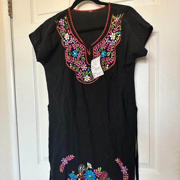 Small Black Mexican Embroidered Dress - Picture 1 of 4